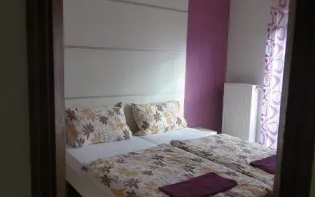 Janus Apartman