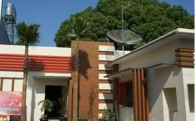Arowana Hotel
