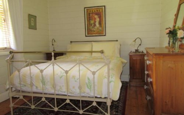 Nivani 1880'S Cottage – Guest Rooms – Port Fairy