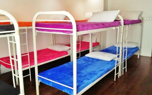 Lakbayan Hotel Makati - Annex Male Dormitory
