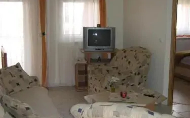Arany Apartmanház