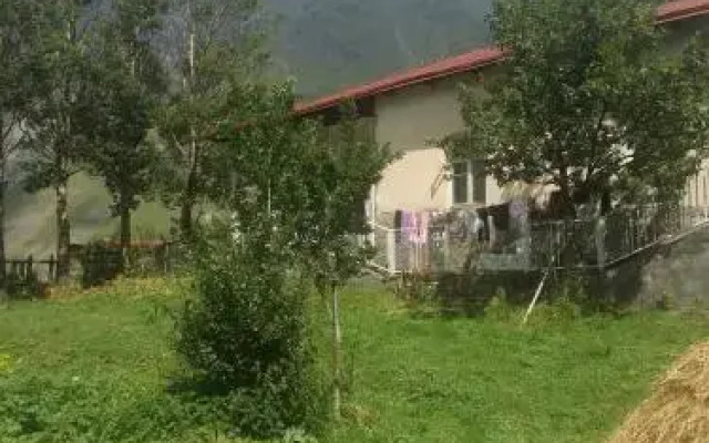Zura's Guesthouse