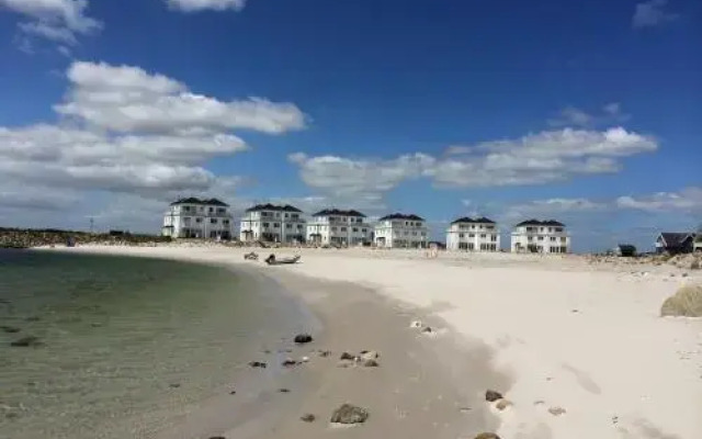 Ferienhaus-STRAND-HUS-Weisse-Strandvillen-Port-Olpenitz