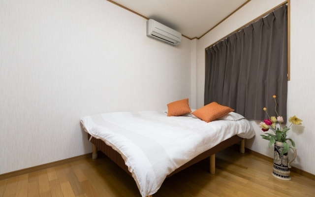 Osaka Neko House 404 – Guest Rooms – Osaka
