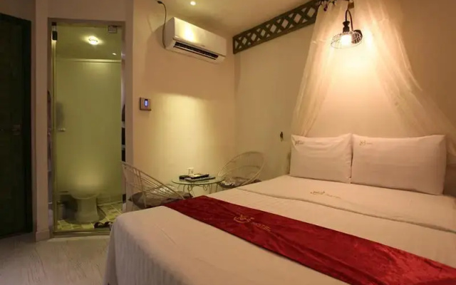 Yes Hotel