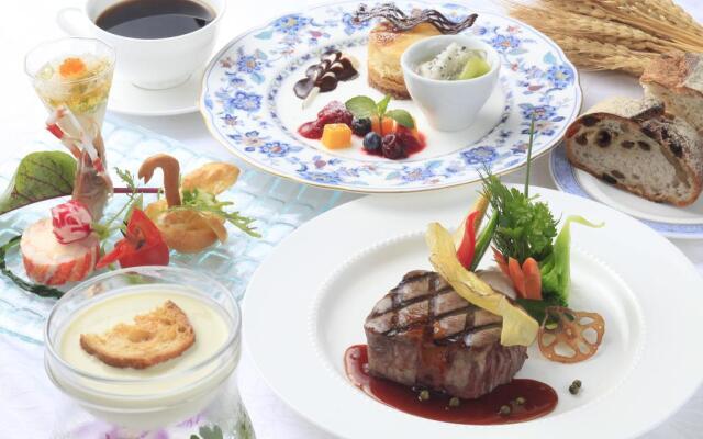 Royal Hills Kisarazu View Hotel