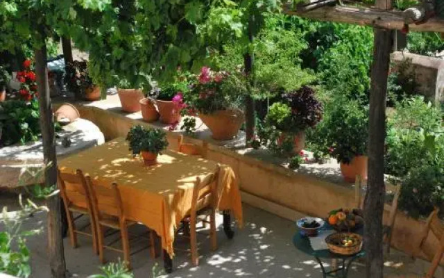 Kamares Houses