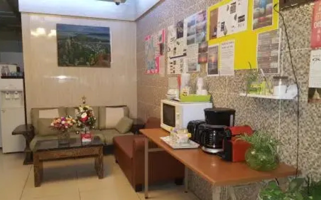 Naro Hotel