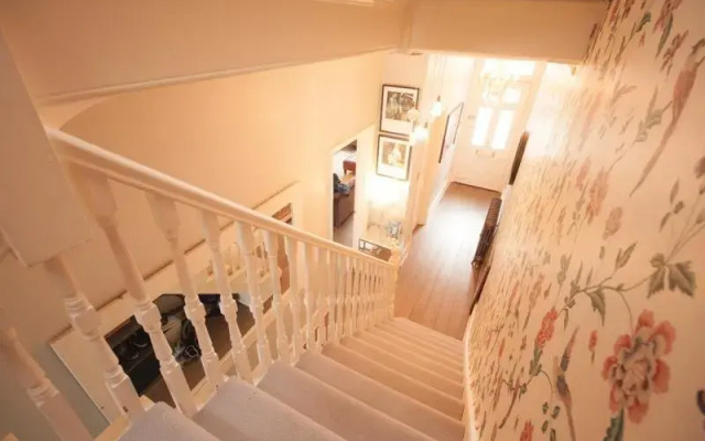 Veeve  Interior Designed 4 Bed House Dudley Road Queens Park