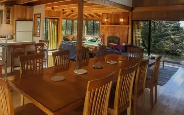 Ocean Pines Lodge - Four Bedroom Home