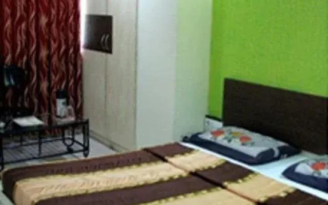 FabHotel Rajdhani I