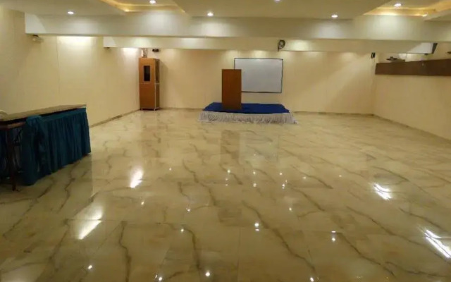 Hotel The Grand Royale