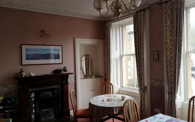 Birnam Guest House