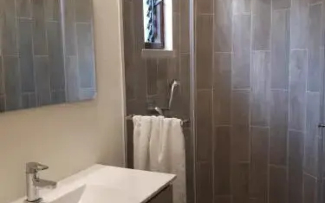 Etty's Hous - Boutique Hotel