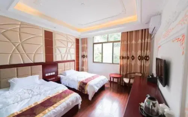 Ya'an Bifengxia Jinshan'ge Inn