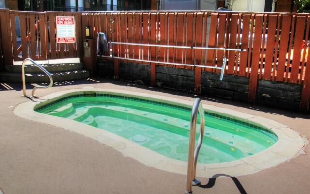 Fifth Avenue by Frias Properties