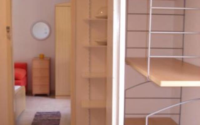 Three-Bedroom Holiday Home in Sutivan