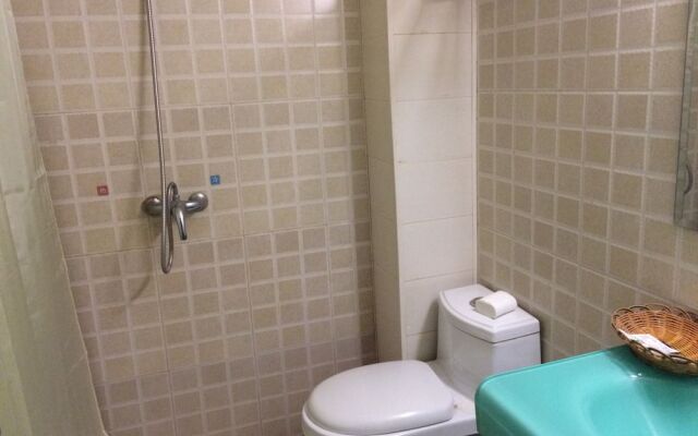 Rainbow Youth Inn (Xi'an Bell and Drum Tower City Wall branch)