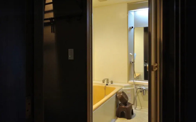 BOX HOTEL from bizan