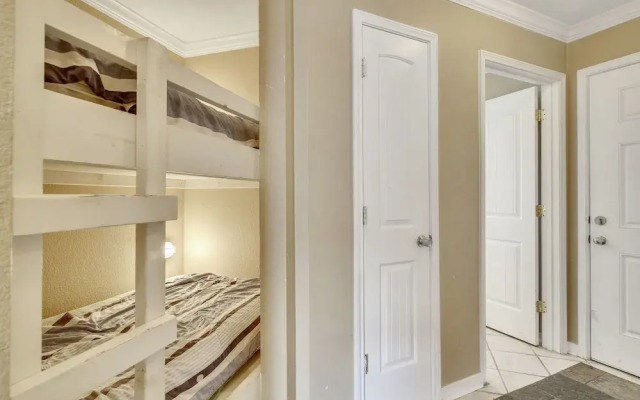 Seascape 2204 1 Bedroom 1 Bathroom Condo