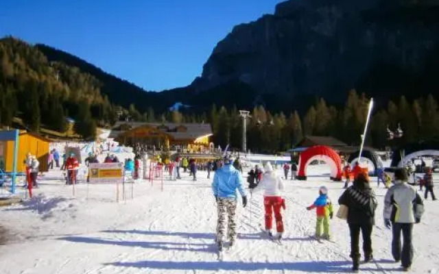 Monte Civetta Apartaments