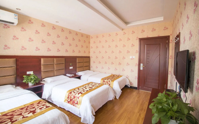 Lanyue Business Hotel Airport