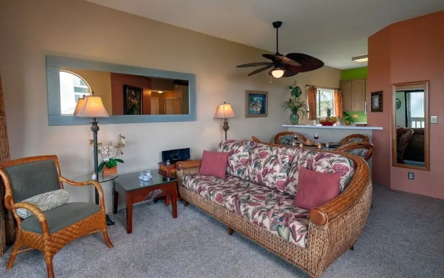 Kamahana 24 by RedAwning