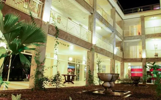 Hotel Marni Mulya