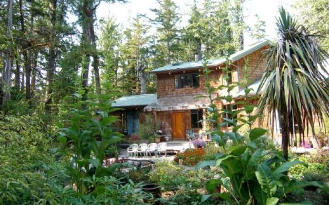 Clayoquot Cedar House