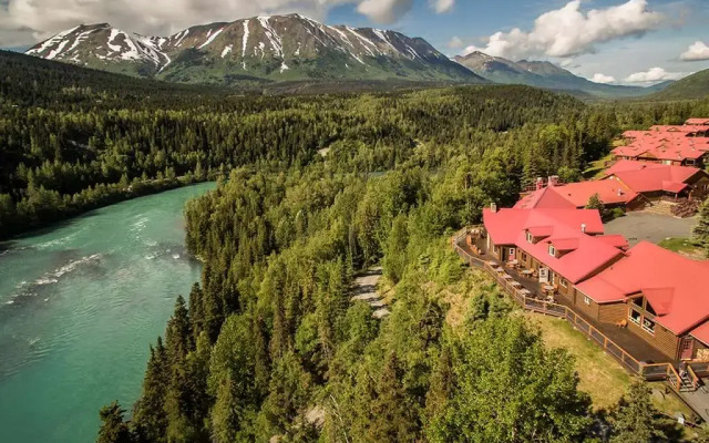 Kenai Princess Wilderness Lodge