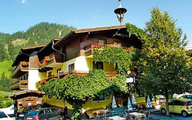 Gasthof Pension Alpenrose