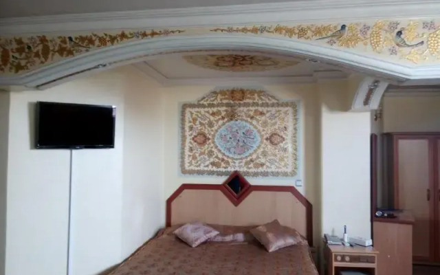 Safavi Isfahan