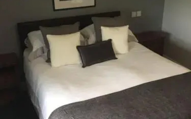 Carswell Country Club B&B