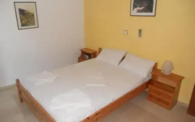 Assimakis Hotel