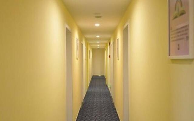 7 Days Inn Dezhou Qihe Keyun Zhongxin Branch