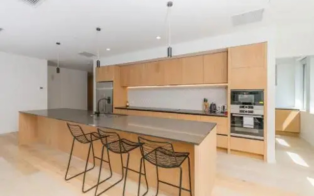 Acrossia Apartment Suites