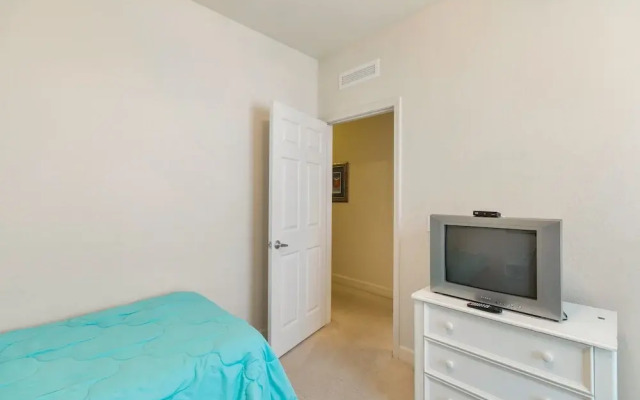 Lucaya Village - 2960 Lucayan Harbour Circle