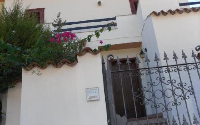 La ginestra Chia B&B