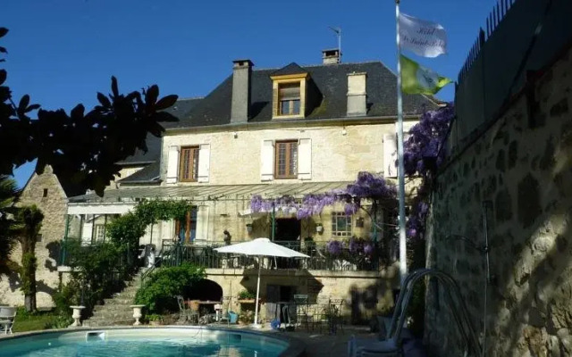 Hotel le Saint-Robert
