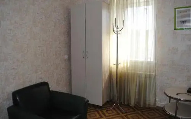 Guest House on Proletarke