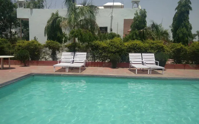 Gulmohar Sariska Resort