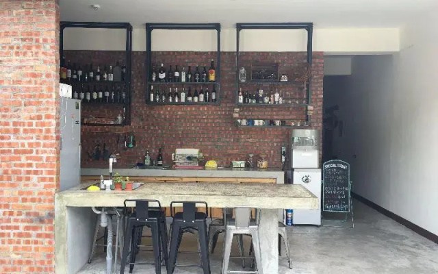 Taitung Open Surf Shop and Hostel