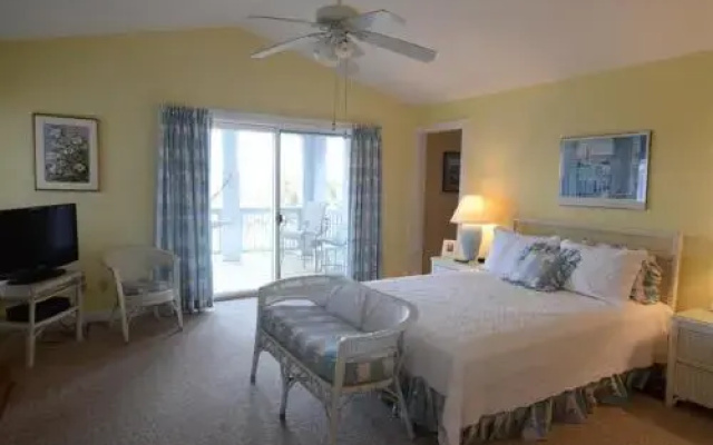 204 PPV Marion 4 Br villa by RedAwning