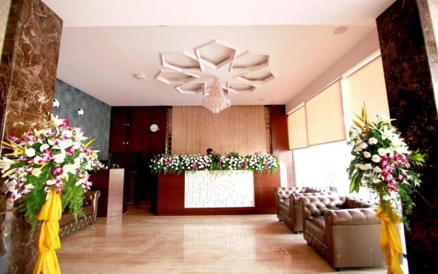 Savoury Business Hotel