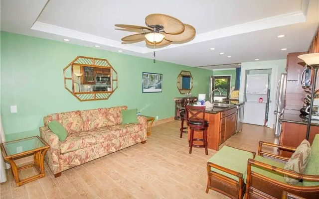 Kahana Sunset D6 - Two Bedroom Condo