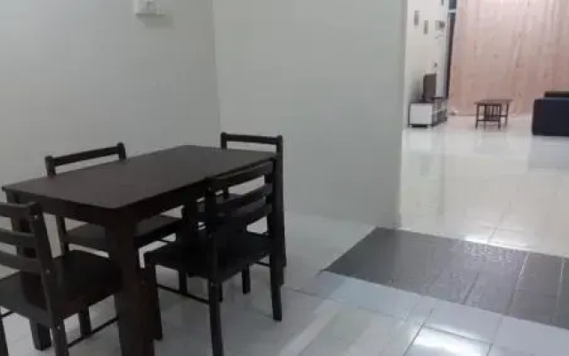 Taiping Vacation Home