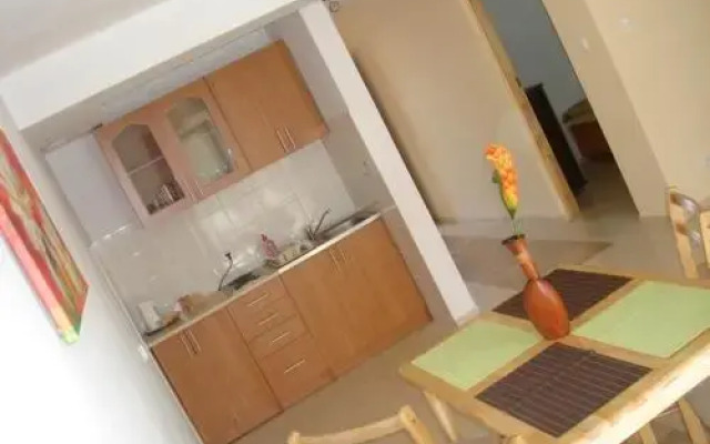 Ośrodek na jeziorem - Radew Rosnowo