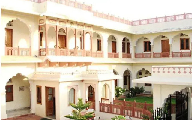 Nana Ki Haveli