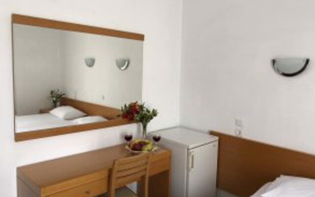 Central Guest House Skiathos