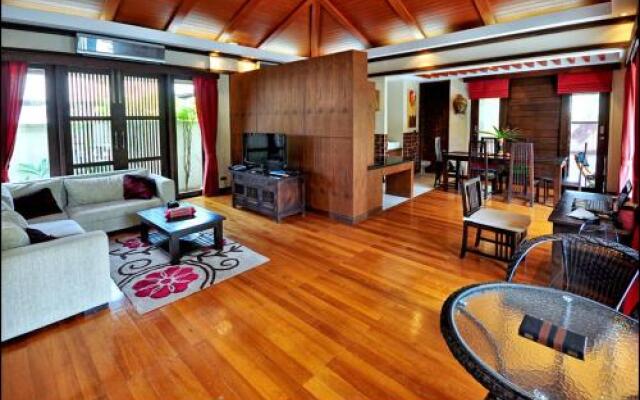 Private 4 Bed Villa in Maenam Ko Samui